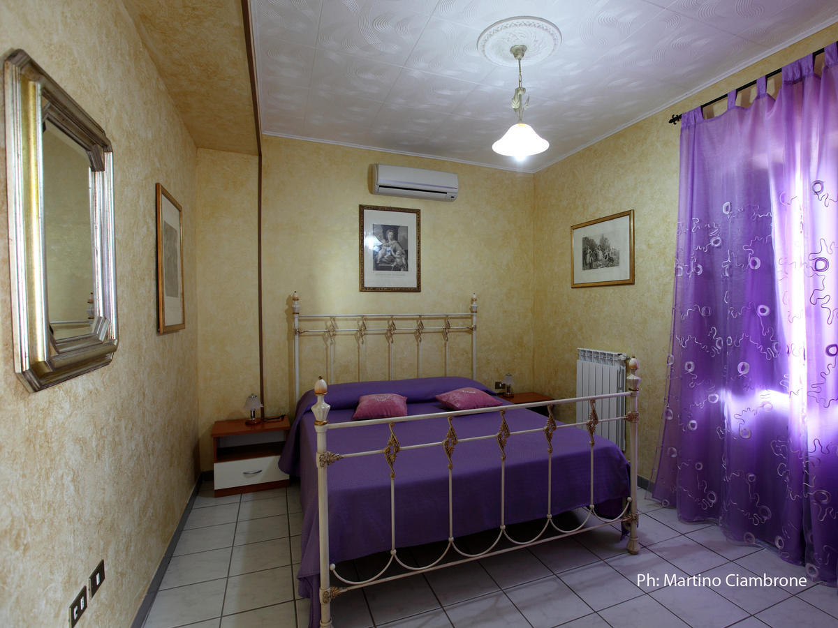 Bed & Breakfast Garrupa Marcellinara Quarto foto